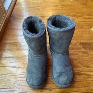 Gray Uggs